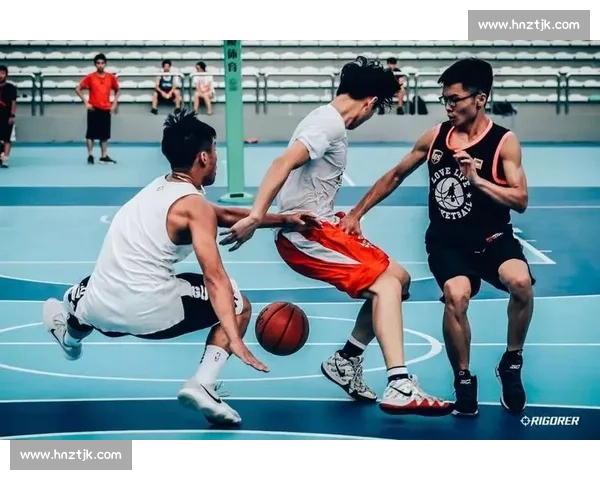 野球场强者信号：这几类人一出场就藏不住